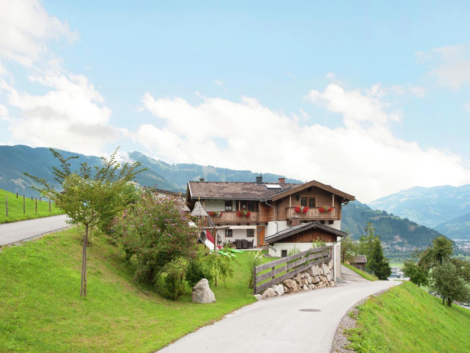 Modern Mansion in Kaprun near Ski Area Exterior foto